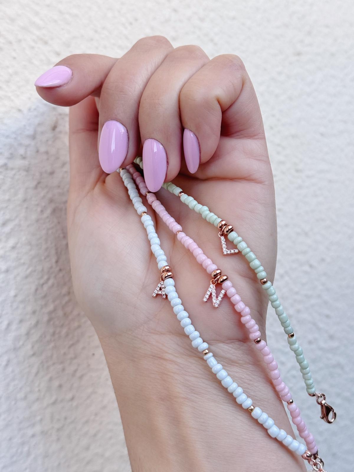 Bracciale rocailles letterine