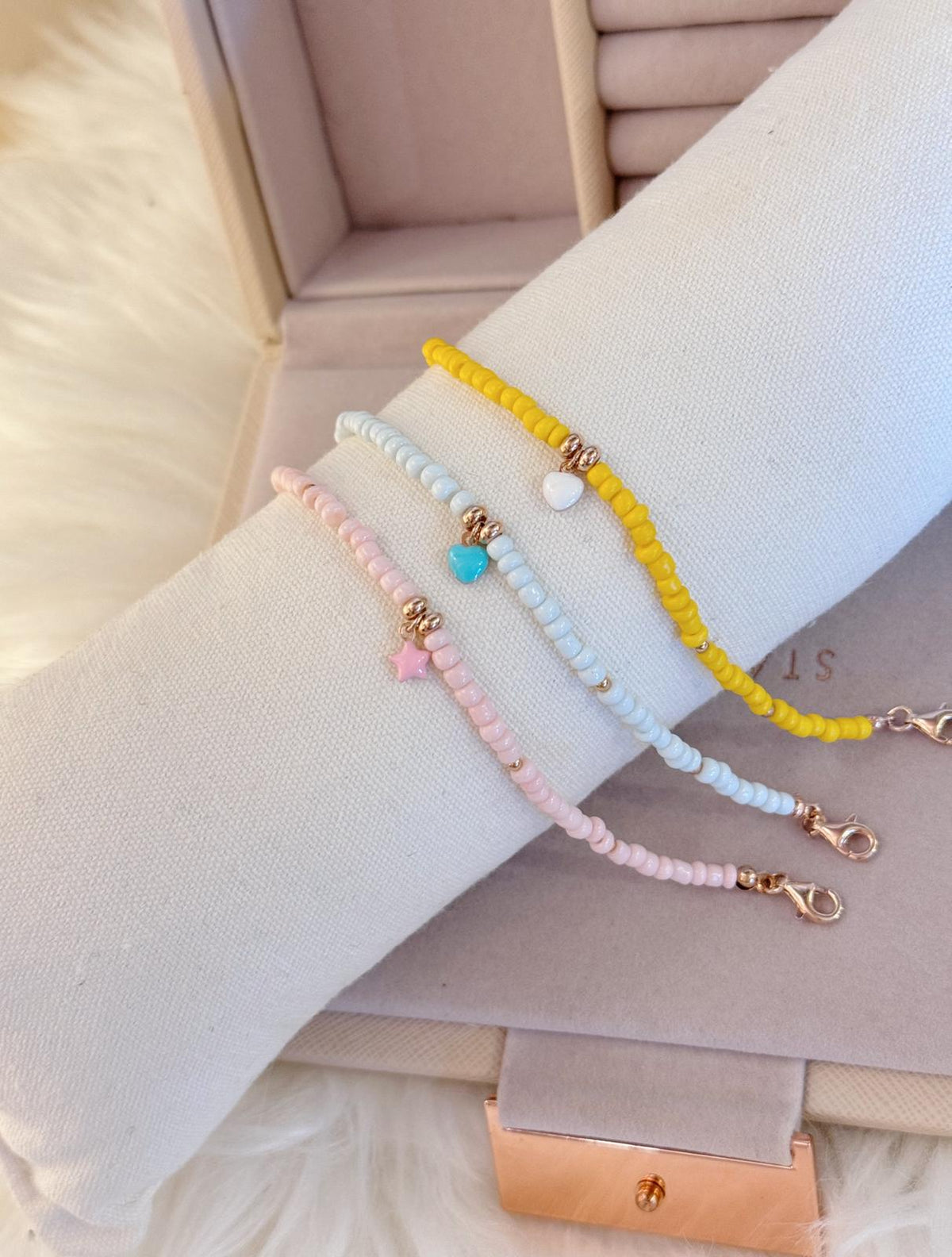 Bracciale rocaille charms smaltati