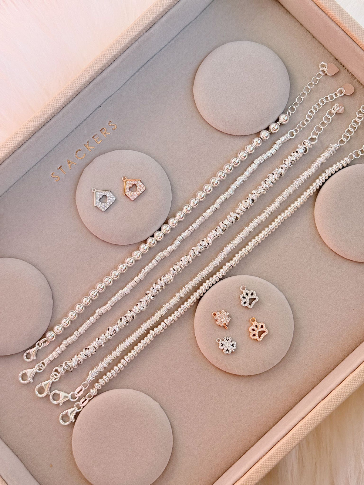 Bracciali charms zirconi