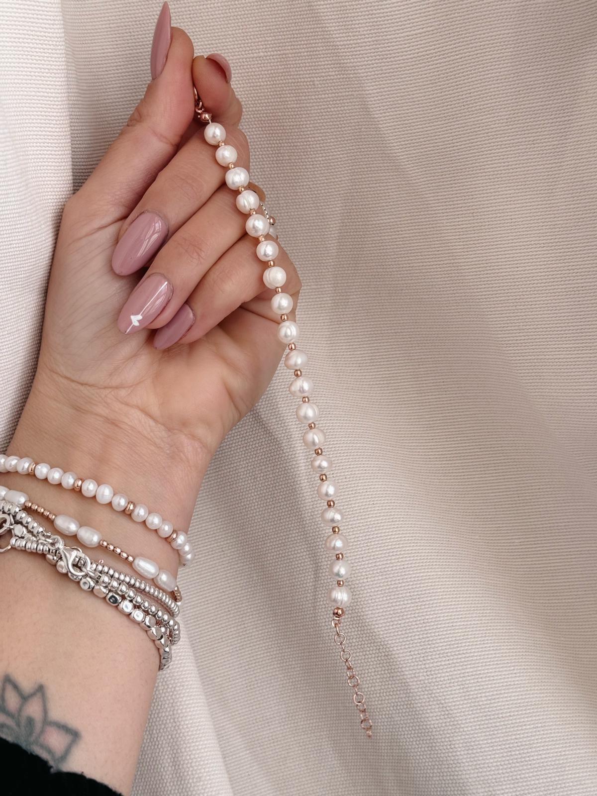 Bracciale perle bianca irregolare e micro sferette
