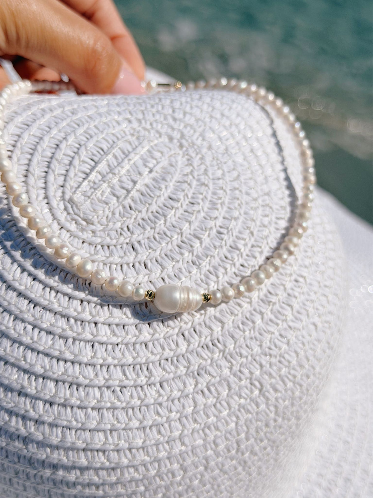 Collana Is Arutas